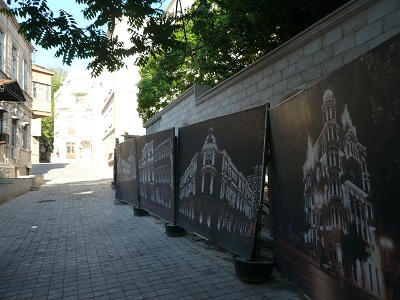 Palissade travaux/ Bakou/ Mai 2010