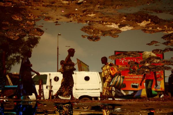 Vincent Baudriller : Les artistes africains ont pris une [...]