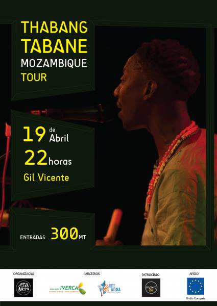 Músico Sul Africano Thabang Tabane Actua em Maputo