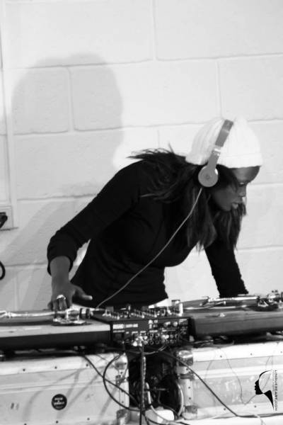 Zeyna  Ndoye  (DJ zeyna )
